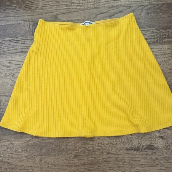 NWOT $88 Reformation Knit Ribbed Mini Skirt Mustard Yellow, S, Small - Picture 2 of 5